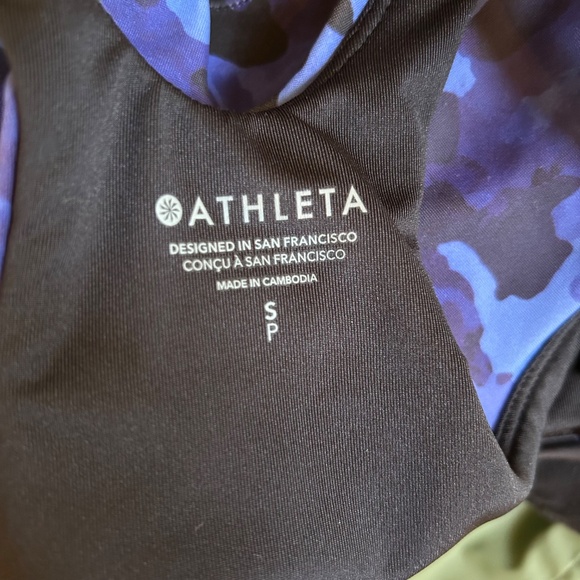 Athleta Conscious Blue Camo Crop Swim Athletic Top Women's Size Small - Picture 2 of 5